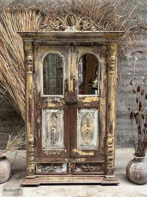 Prachtige sprookjesachtige Oosterse kast, Antiek en Kunst, Curiosa en Brocante, Ophalen of Verzenden