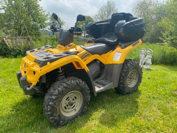 Quad can- am outlander 4x4