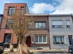 Charmante woning met 2 grote slaapkamers en veel potentieel, Immo, Huizen en Appartementen te koop, Tot 200 m², Antwerpen (stad)