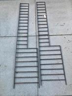 Staanders, Huis en Inrichting, Woonaccessoires | Cd- en Dvd-rekken, Ophalen, Zo goed als nieuw