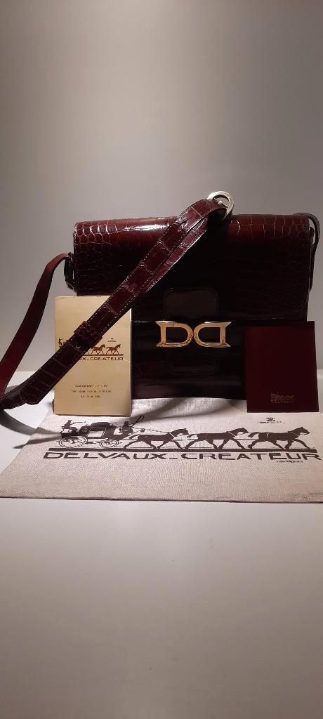 Delvaux Bourgogne, Handtassen en Accessoires, Tassen | Damestassen, Gebruikt, Rood, Ophalen of Verzenden