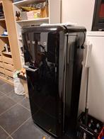 SMEG Koelkast zwart, Elektronische apparatuur, Koelkasten en IJskasten, Ophalen, 150 tot 200 liter, Gebruikt, 60 cm of meer