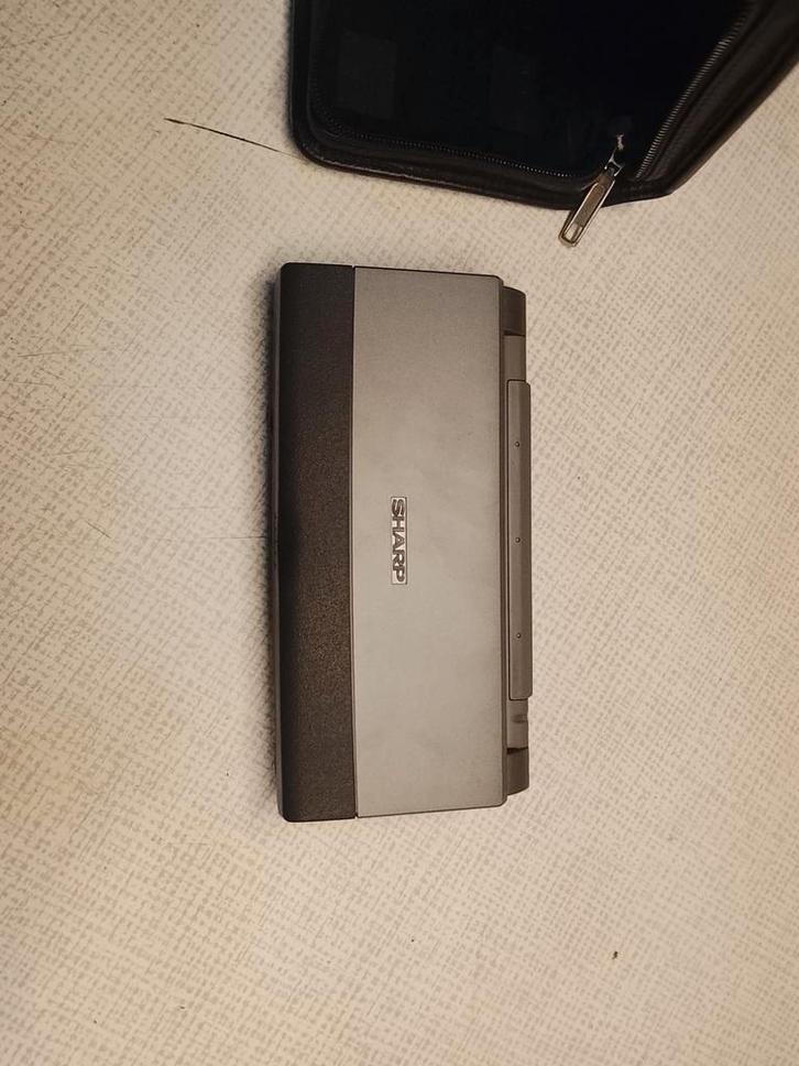 Vintage sharp handheld pc., Computers en Software, Overige Computers en Software, Ophalen