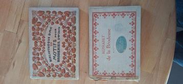 Twee handboeken borduren beschikbaar voor biedingen