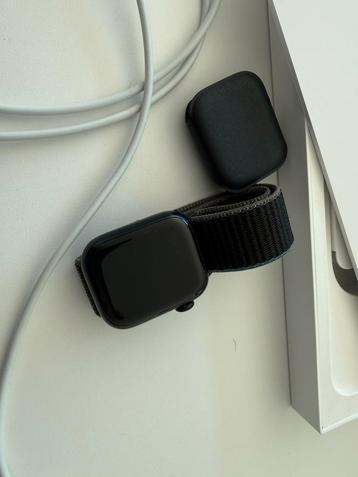 Apple Watch serie 8 41mm in topstaat. beschikbaar voor biedingen