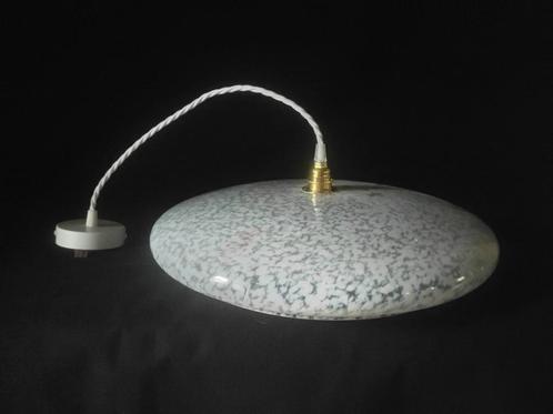 Clichy grote hanglamp met witte bol, Antiek en Kunst, Antiek | Verlichting, Verzenden