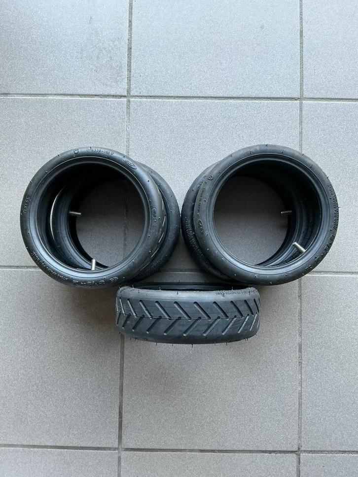5x pneus neufs + 4x chambres à air neufs trottinette Xiaomi, Fietsen en Brommers, Steps, Nieuw, Ophalen