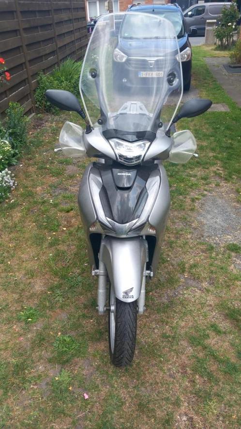 honda sh125 bouwjaar 2020 14000km, Motoren, Motoren | Honda, Particulier, Scooter, Ophalen