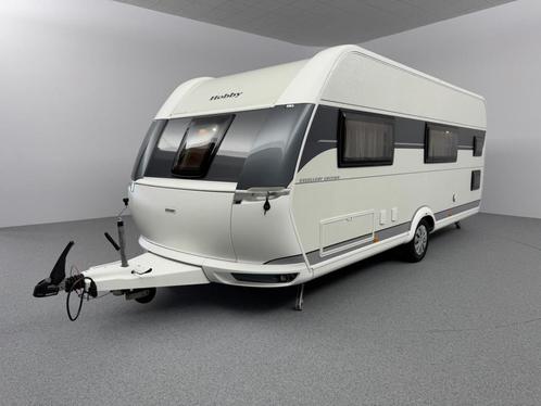 Hobby 560 KMFe MOVER CASSETTELUIFEL 7 PERSOONS INCL STALLING, Caravans en Kamperen, Caravans, Particulier, meer dan 6, Overige