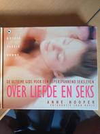 A. Hooper - Over liefde en seks, Ophalen of Verzenden, A. Hooper, Zo goed als nieuw
