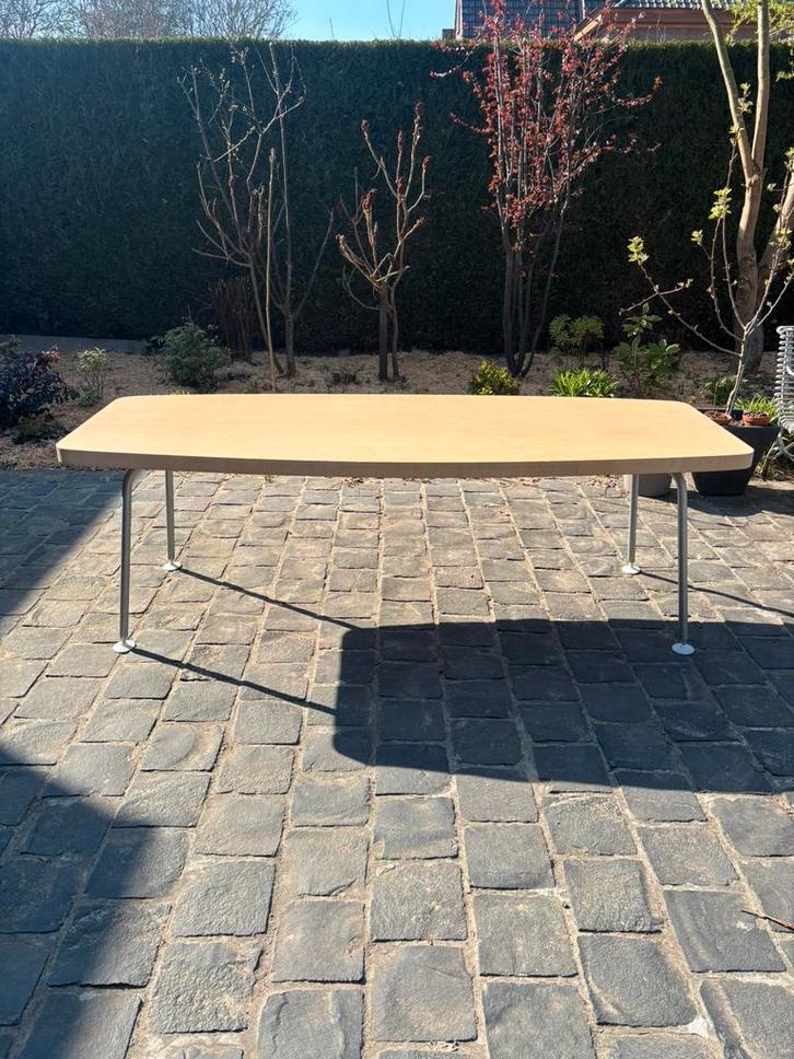 B&B italia dinner table, Maison & Meubles, Tables | Tables à manger, Comme neuf, Enlèvement