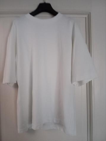 T-shirt blanc basique Uniqlo, taille : M, Enlèvement ou Envoi, Comme neuf