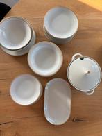 Vintage jaren 60 servies met gouden rand - 12 personen, Antiek en Kunst, Ophalen