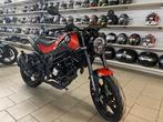 Benelli Léocino 125 rouge, Motos, Entreprise, Éclairage LED, 1 cylindre, Naked bike