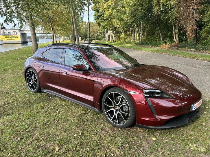 Porsche Taycan Sport Turismo 2023 BTW WAGEN, Auto's, Porsche, Bedrijf, Taycan Sport Turismo, Achteruitrijcamera, Adaptieve lichten