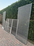 Vliegenramen, Ophalen