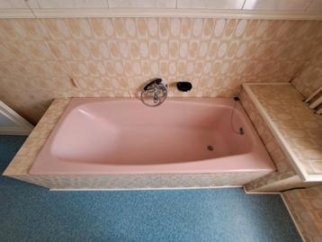 Ancienne salle de bain  beschikbaar voor biedingen