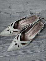 Chaussures beiges comme neuves, Ophalen, Zo goed als nieuw