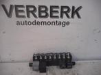 ZEKERINGKAST Audi A6 (C4) (01-1994/10-1997) (4a0941822), Auto-onderdelen, Gebruikt, Audi