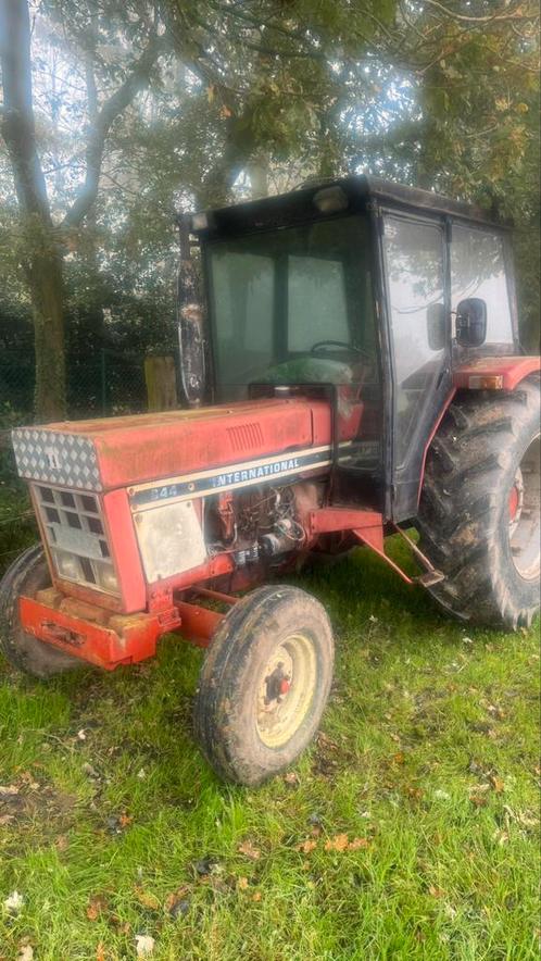 Te koop tractor met toebehoren, Articles professionnels, Agriculture | Tracteurs, Enlèvement