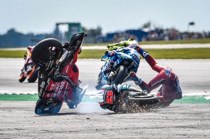 SCHADEMOTORS TE KOOP GEVRAAGD, Motos, Motos | Motos accidentées, BMW, Enlèvement