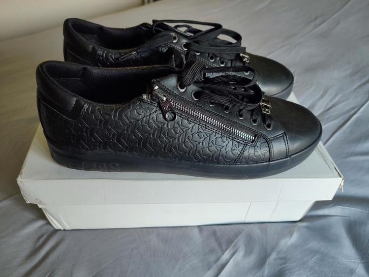 Basket basse Calvin Klein, Vêtements | Hommes, Chaussures, Comme neuf, Baskets, Noir, Enlèvement ou Envoi