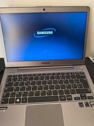 Samsung ultrabook laptop I5 te koop beschikbaar voor biedingen