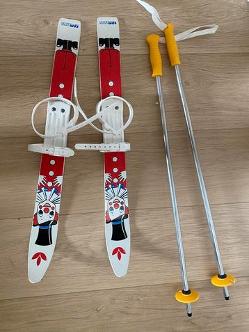 Skilatten en stokken beschikbaar voor biedingen