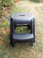Marchepied en plastique, Ophalen, Gebruikt