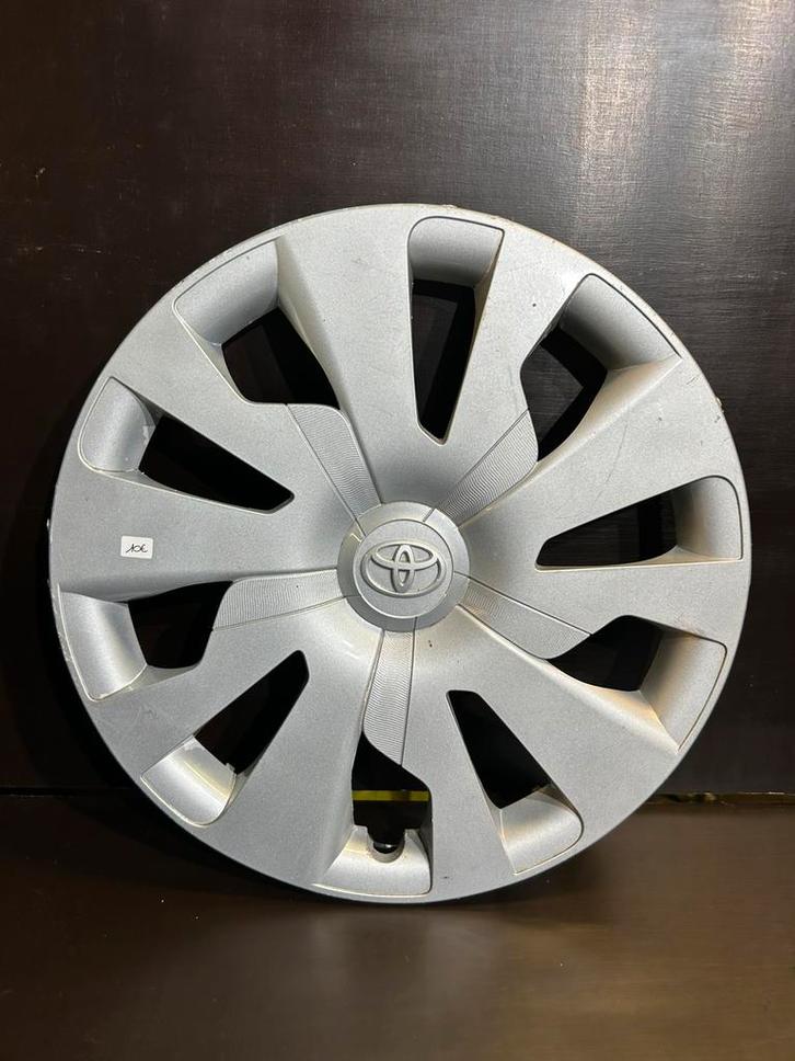 1 Toyota Yaris Aygo Corolla Verso 15" wieldop, Auto diversen, Wieldoppen, Gebruikt, Ophalen of Verzenden