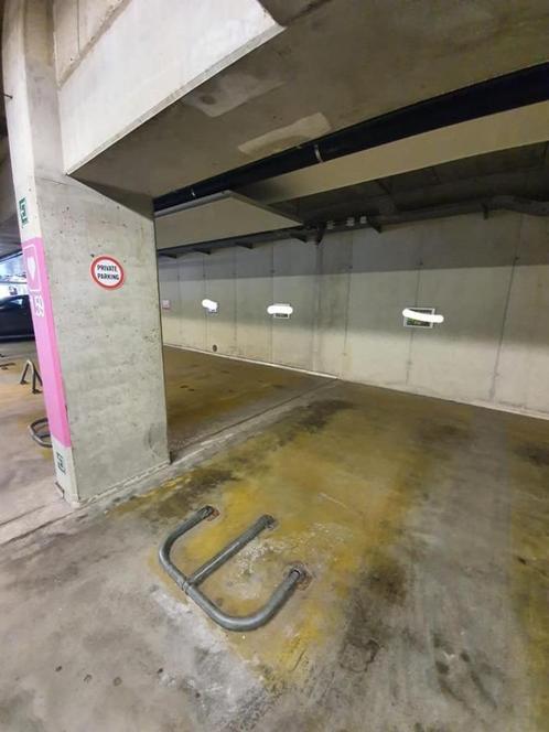 Underground private parking spot for rent at Leuven station, Autos, Autos Autre, Particulier, Enlèvement