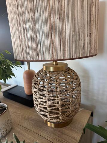Design lampen beschikbaar voor biedingen