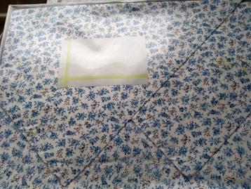 Blauw bovenlaken met hoeslaken en slopen 2 pers beschikbaar voor biedingen