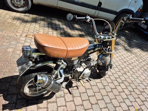 skyteam dax 125cc met papieren en 125 dax zonder papieren, Motoren, Motoren | Overige merken, Particulier, 11 kW of minder, Ophalen