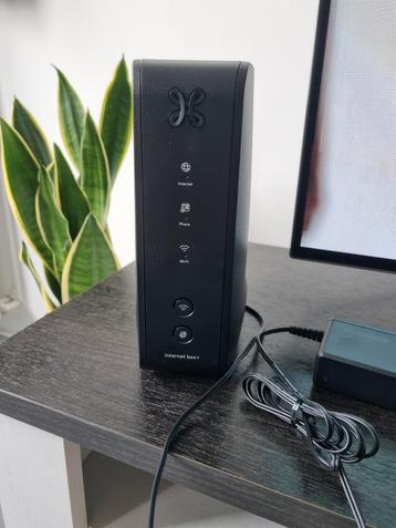 Internet box + Proximus, Enlèvement, Comme neuf