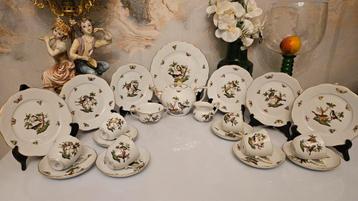 HEREND ROTHSCHILD. SERVIES  beschikbaar voor biedingen