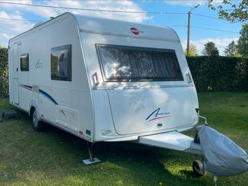 6 persoons caravan Burstner 500 met stapelbed  beschikbaar voor biedingen