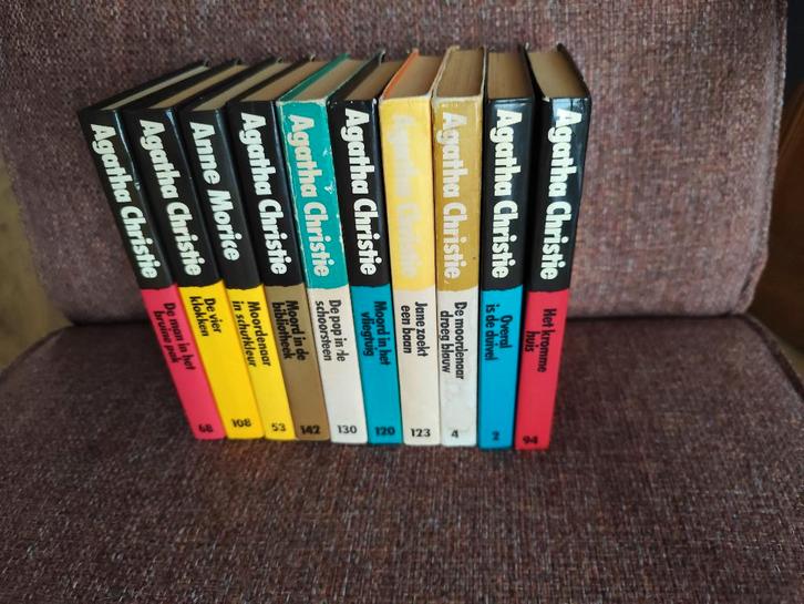 15 pockets AGATHA CHRISTIE's, Boeken, Detectives, Gelezen, Ophalen of Verzenden