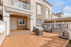 Gelijkvloerse bungalow met een ruim terras in Torrevieja ..., Immo, Torrevieja, 75 m², Spanje, 2 kamers