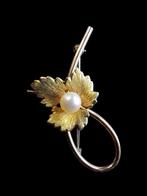 Broche Krementz (avec poinçons) fleur plaqué or 14k de 4,2 c, Handtassen en Accessoires, Antieke sieraden, Ophalen, Overige materialen