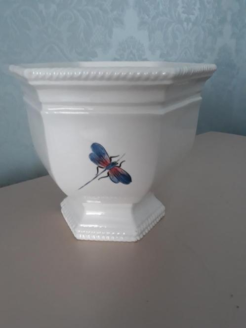 vintage keramieken bloempot 6 hoekig wit met libelle h 16,5, Antiek en Kunst, Antiek | Keramiek en Aardewerk, Ophalen