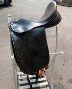 Dressuurzadel 18 inch, Dieren en Toebehoren, Ophalen of Verzenden, Gebruikt, Dressuur