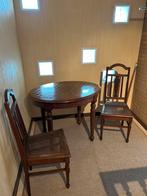 Tafel met twee stoelen, Ophalen