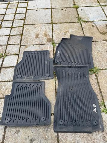 Tapis audi caoutchouc pour a6 avant, Enlèvement, Comme neuf