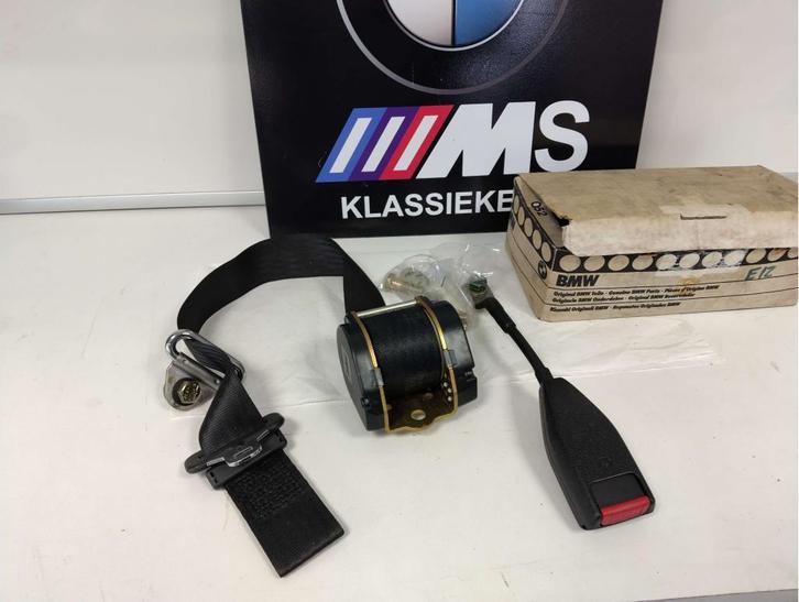 BMW E12 Veiligheidsgordel voor rechtsl compleet NIEUW, Auto-onderdelen, Interieur en Bekleding, BMW, Nieuw, Ophalen of Verzenden