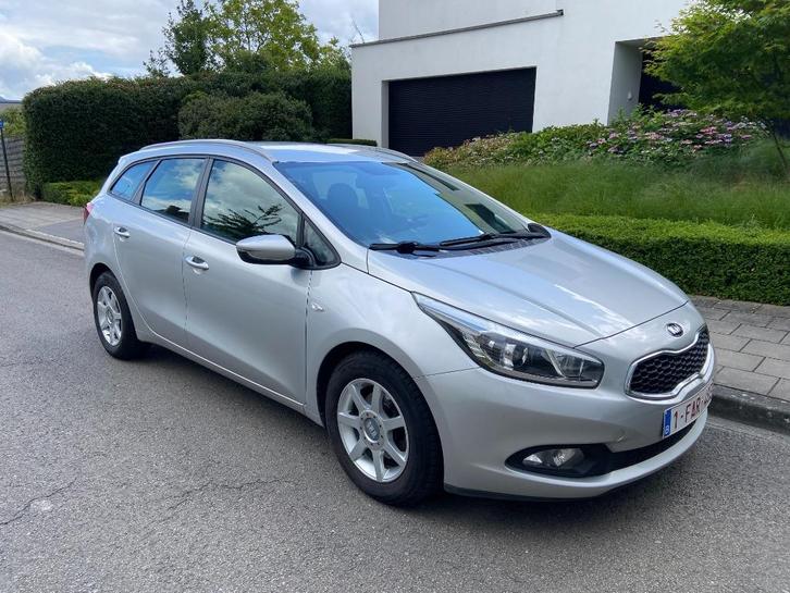 Kia Ceed SW 1.6CRDi Edition ISG EcoDynamics, Auto's, Kia, Particulier, Te koop, (Pro) Cee d, ABS, Adaptieve lichten, Airbags, Airconditioning