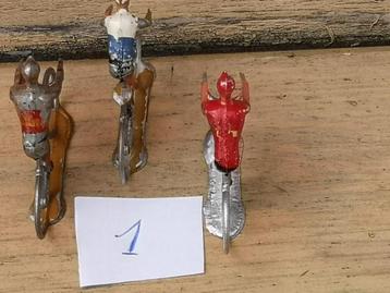 miniatuurwielrennertjes uit metaal beschikbaar voor biedingen