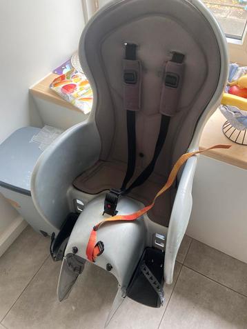 Fietsstoel kinderstoel voor fiets (afhalen Gent) beschikbaar voor biedingen