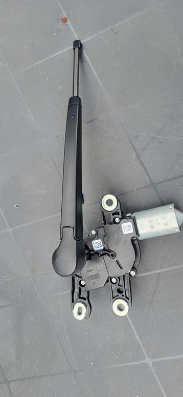 Ruitenwisser+motor  voor Volkswagen golf 7.5  beschikbaar voor biedingen