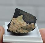 CRANDALLIET de Blaton en BELGIQUE, Enlèvement ou Envoi, Minéral